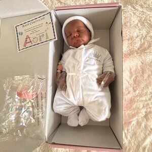 Aori Reborn Baby - 18” Realistic Newborn LIfelike Baby Boy Doll in Gift Box NWT